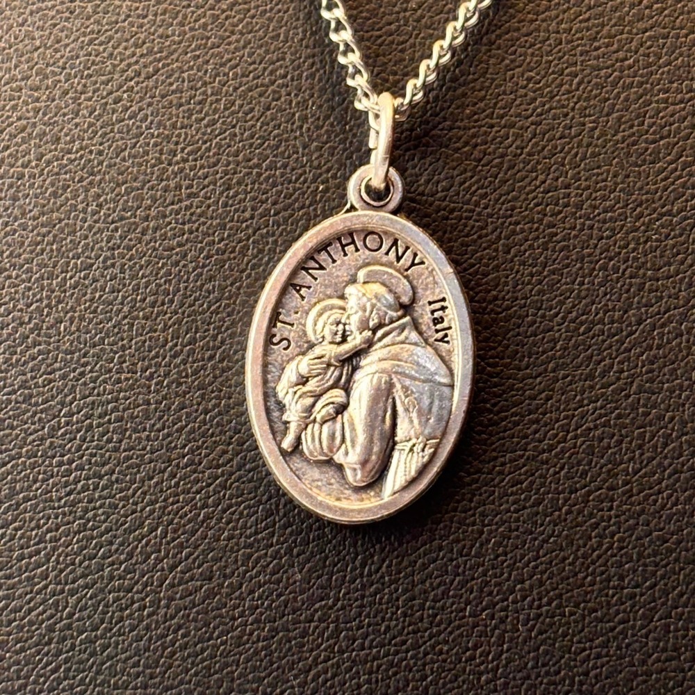 St. Anthony Medal Necklace Silver Tone Italy Pendant Religious Catholic Jewelry